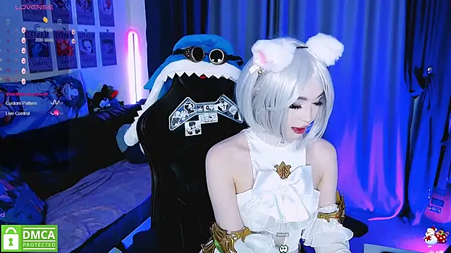 Snapshot of _Sparkland_ chatting on 01/11/25, 09:46 Sparkland online show from 01/11/25, 09:46