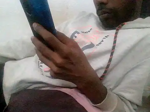 devilsam3327 online show from 12/02/25, 05:19