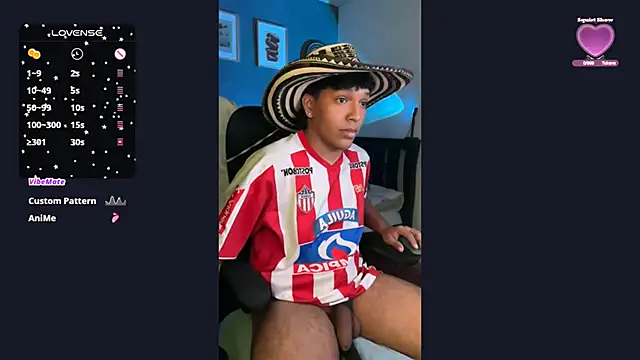 Snapshot of Xander_bonnet1 chatting on 02/17/25, 09:19 Xander bonnet1 online show from 02/17/25, 09:19