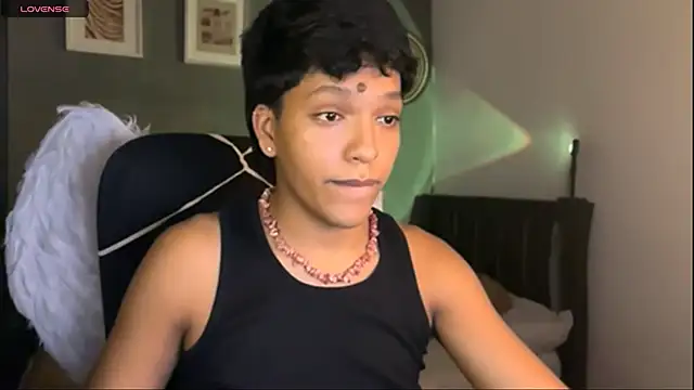 Snapshot of Xander_bonnet1 chatting on 02/18/25, 06:15 Xander bonnet1 online show from 02/18/25, 06:15