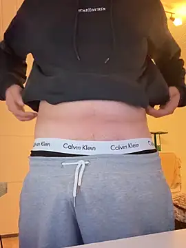 Snapshot of JuNIs_ chatting on 09/23/25, 09:18 JuNIs online show from 09/23/25, 09:18