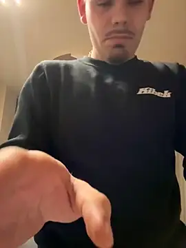 Snapshot of JuNIs_ chatting on 11/24/25, 09:14 JuNIs online show from 11/24/25, 09:14