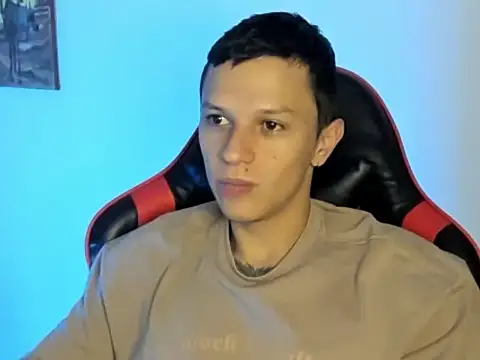 Snapshot of goodboy69l chatting on 02/15/26, 12:14 goodboy69l online show from 02/15/26, 12:14