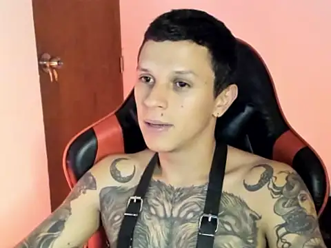 Snapshot of goodboy69l chatting on 03/01/26, 11:40 goodboy69l online show from 03/01/26, 11:40