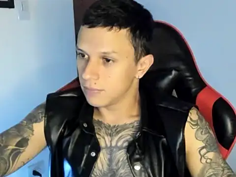 Snapshot of goodboy69l chatting on 06/16/26, 01:41 goodboy69l online show from 06/16/26, 01:41