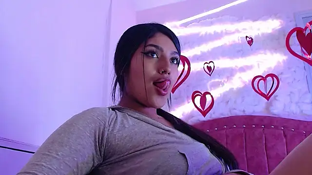 SarahStones online show from 02/19/25, 03:06