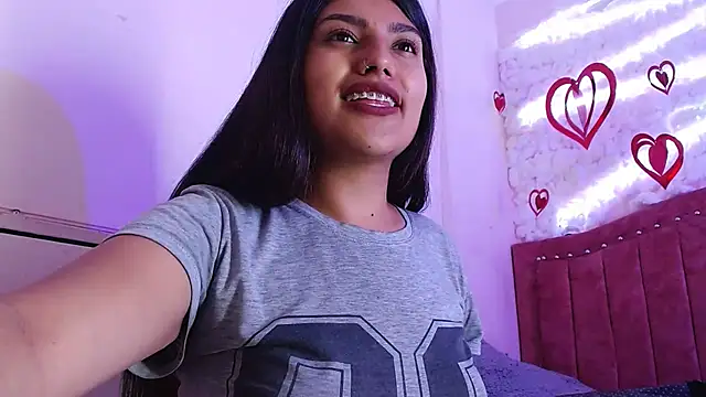 SarahStones online show from 02/21/25, 11:22