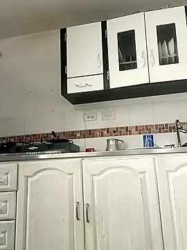 Snapshot of Madisonpalacio chatting on 02/04/25, 06:06 Madisonpalacio online show from 02/04/25, 06:06