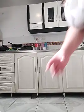 Snapshot of Madisonpalacio chatting on 09/17/25, 03:03 Madisonpalacio online show from 09/17/25, 03:03