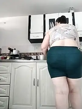 Snapshot of Madisonpalacio chatting on 10/05/25, 01:53 Madisonpalacio online show from 10/05/25, 01:53