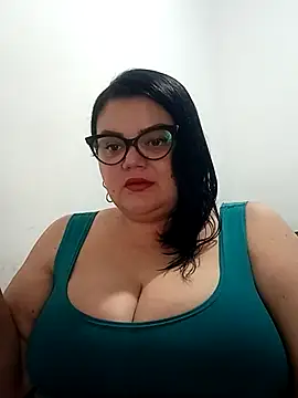 Snapshot of Madisonpalacio chatting on 12/17/25, 08:37 Madisonpalacio online show from 12/17/25, 08:37