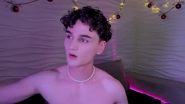 adam 21cm   online show from 01/12/25, 07:42