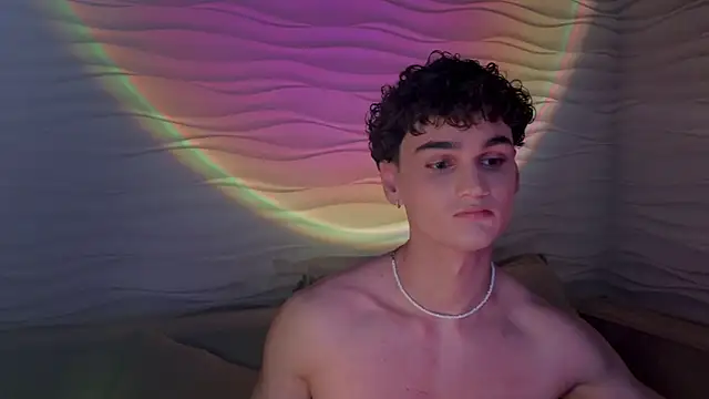 adam 21cm   online show from 02/20/25, 04:36