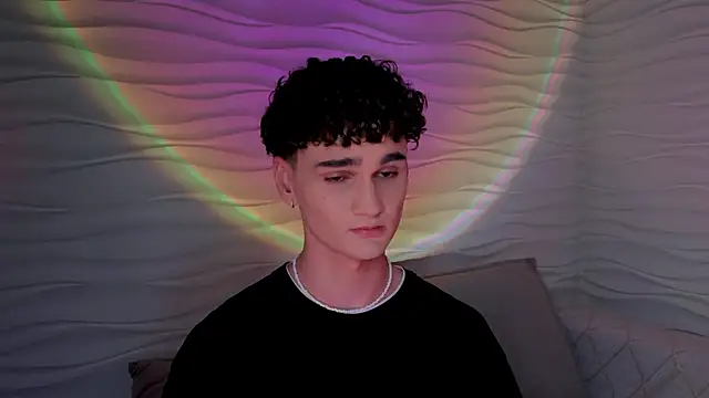 adam 21cm   online show from 03/07/25, 08:00