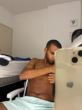 noahmarins online show from 02/01/25, 09:51