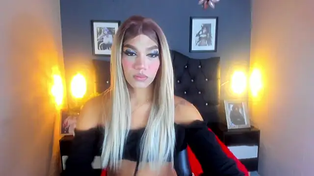 Sara-Smith- online show from 09/25/25, 12:20