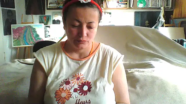 MariaAnaSunshine online show from 10/28/25, 07:45