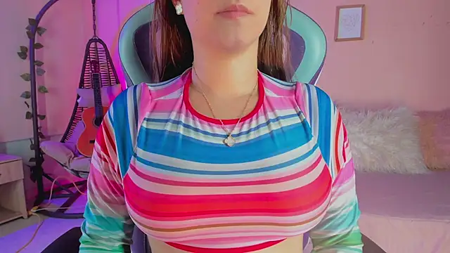 Snapshot of honey_fox1 chatting on 03/20/25, 10:07 honey fox1 online show from 03/20/25, 10:07