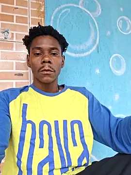 Snapshot of Percybr4561 chatting on 12/17/25, 04:35 Percybr4561 online show from 12/17/25, 04:35