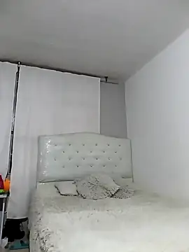 Snapshot of Nalaa_Sc chatting on 12/30/24, 11:06 Nalaa Sc online show from 12/30/24, 11:06