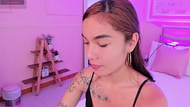 scarlet castro online show from 02/27/26, 04:51