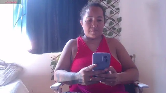 Snapshot of cougar_town chatting on 02/13/25, 11:37 cougar town online show from 02/13/25, 11:37