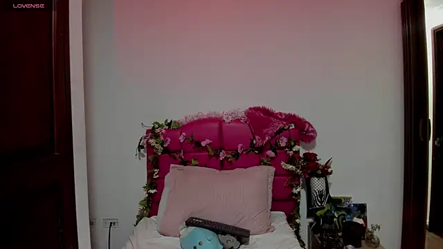 Snapshot of SexyNaf chatting on 10/30/25, 07:47 SexyNaf online show from 10/30/25, 07:47