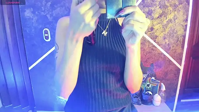 Snapshot of SexyNaf chatting on 11/11/25, 07:14 SexyNaf online show from 11/11/25, 07:14