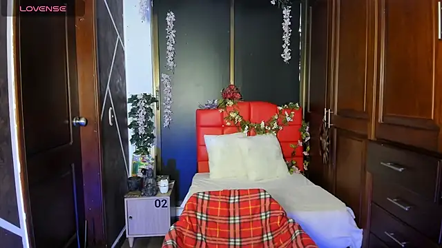 Snapshot of SexyNaf chatting on 12/03/25, 07:12 SexyNaf online show from 12/03/25, 07:12