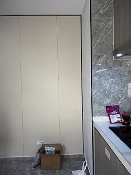 Snapshot of Tastemystrawberry chatting on 01/29/25, 02:10 Tastemystrawberry online show from 01/29/25, 02:10