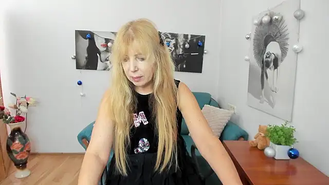 Anna Diax online show from 02/01/26, 12:48