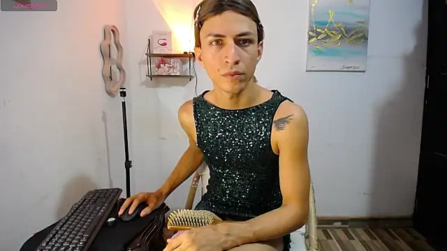 LiahGrey7 online show from 05/31/26, 04:47