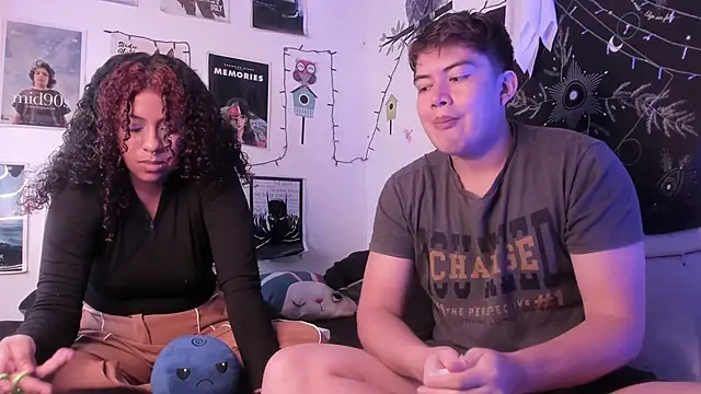 Snapshot of hothoneychile chatting on 10/03/25, 03:20 hothoneychile online show from 10/03/25, 03:20