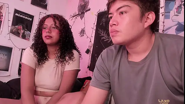 Snapshot of hothoneychile chatting on 11/05/25, 07:03 hothoneychile online show from 11/05/25, 07:03