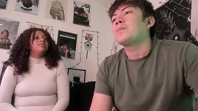 Snapshot of hothoneychile chatting on 11/11/25, 02:50 hothoneychile online show from 11/11/25, 02:50