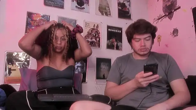 Snapshot of hothoneychile chatting on 02/02/26, 02:21 hothoneychile online show from 02/02/26, 02:21