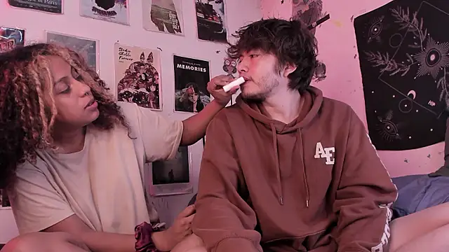 Snapshot of hothoneychile chatting on 02/03/26, 03:59 hothoneychile online show from 02/03/26, 03:59