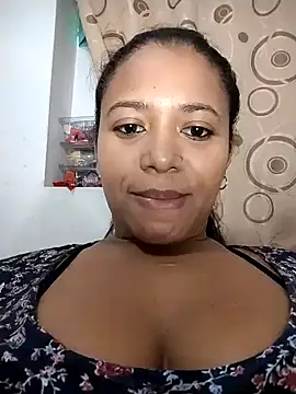 Snapshot of cindy_damm chatting on 12/21/24, 01:36 cindy damm online show from 12/21/24, 01:36