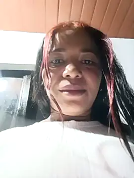 Snapshot of cindy_damm chatting on 01/01/25, 08:35 cindy damm online show from 01/01/25, 08:35