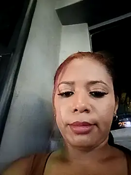 Snapshot of cindy_damm chatting on 01/11/25, 12:12 cindy damm online show from 01/11/25, 12:12