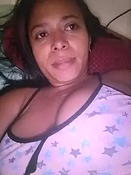 Snapshot of cindy_damm chatting on 02/25/25, 01:17 cindy damm online show from 02/25/25, 01:17