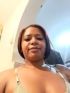 Snapshot of cindy_damm chatting on 03/20/25, 02:19 cindy damm online show from 03/20/25, 02:19