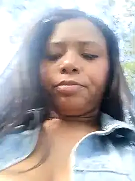 Snapshot of cindy_damm chatting on 09/10/25, 08:20 cindy damm online show from 09/10/25, 08:20