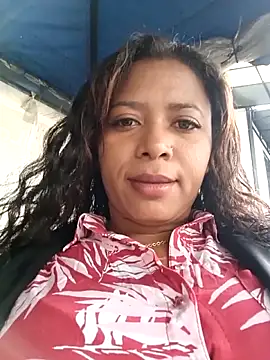 Snapshot of cindy_damm chatting on 10/22/25, 07:35 cindy damm online show from 10/22/25, 07:35