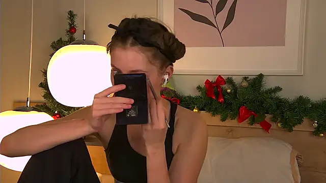 AshleyDouglas online show from 01/06/25, 03:42