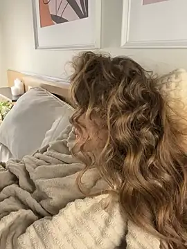 AshleyDouglas online show from 03/09/25, 10:41