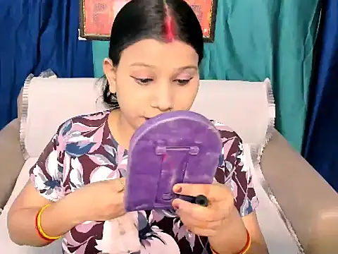 kendracox21 online show from 04/15/26, 04:30