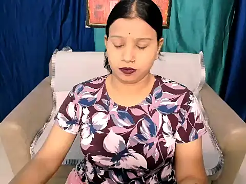 kendracox21 online show from 04/17/26, 03:53