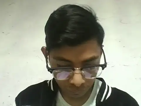 Snapshot of alexof_sun chatting on 12/15/25, 11:42 alexof sun online show from 12/15/25, 11:42