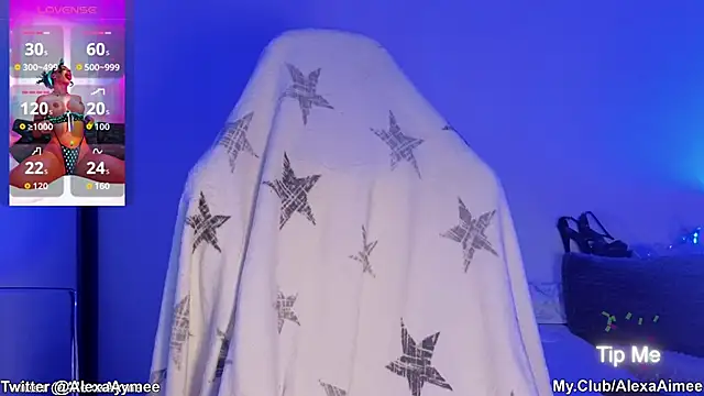 Snapshot of AlexaAimee chatting on 11/11/25, 12:21 AlexaAimee online show from 11/11/25, 12:21